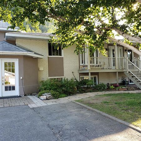 Residence Touristique Les Bouleaux Petit-Saguenay 外观 照片
